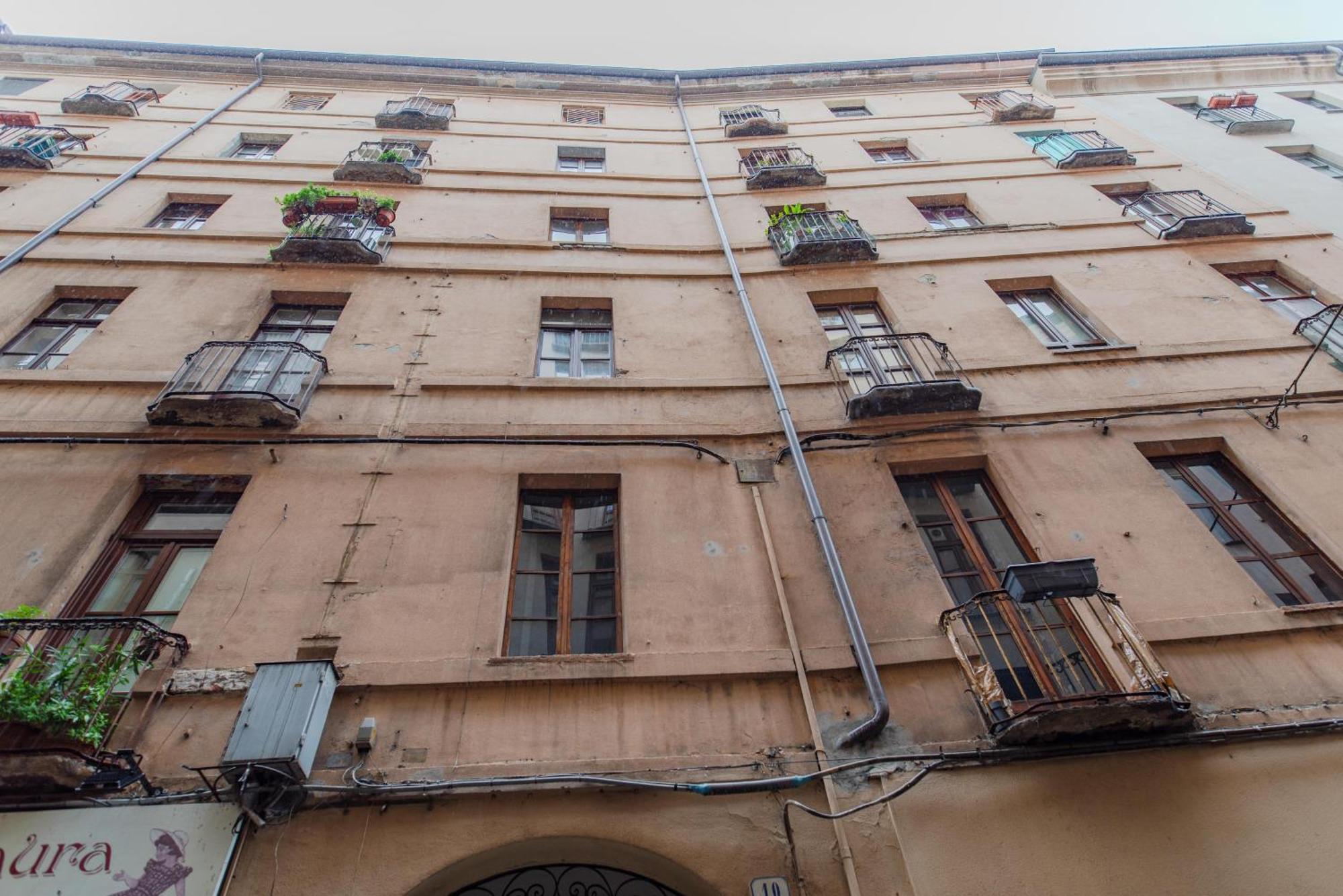 Apartamento The Happyhouse, No Lift By Happyhostorino Exterior foto