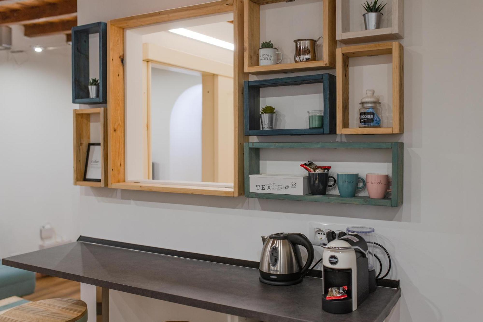 Apartamento The Happyhouse, No Lift By Happyhostorino Exterior foto
