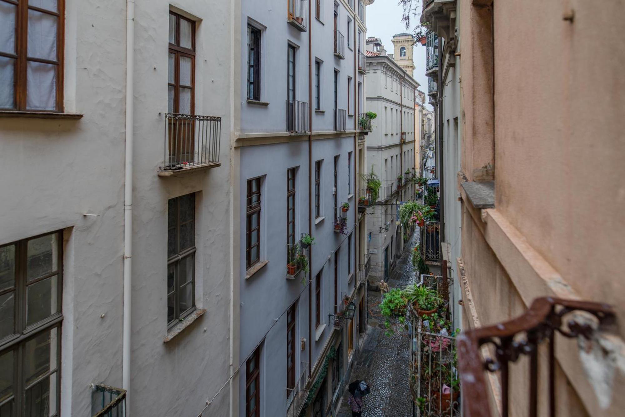 Apartamento The Happyhouse, No Lift By Happyhostorino Exterior foto